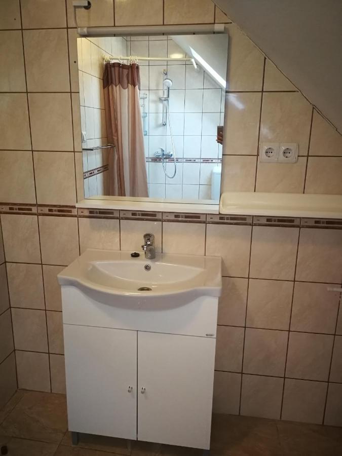 Livia Apartman Buk Exterior photo